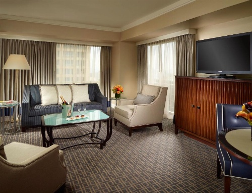 Omni Los Angeles Hotel At California Plaza image 41